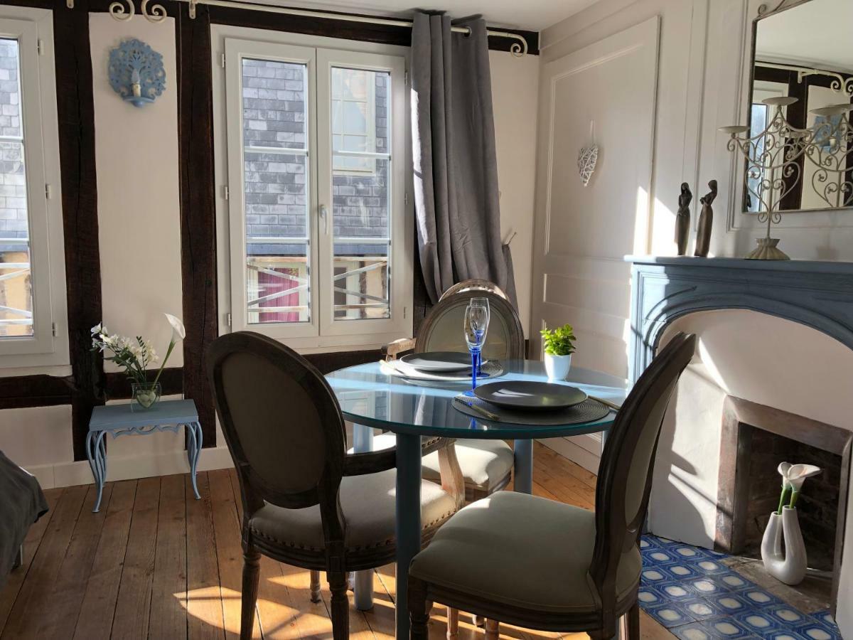 La Parenthese Du Capucin Honfleur Exterior foto
